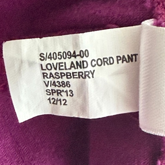 Athleta Women’s Loveland Corduroy Pant Raspberry Low Rise Stretch Cord Size 6P - Picture 12 of 12